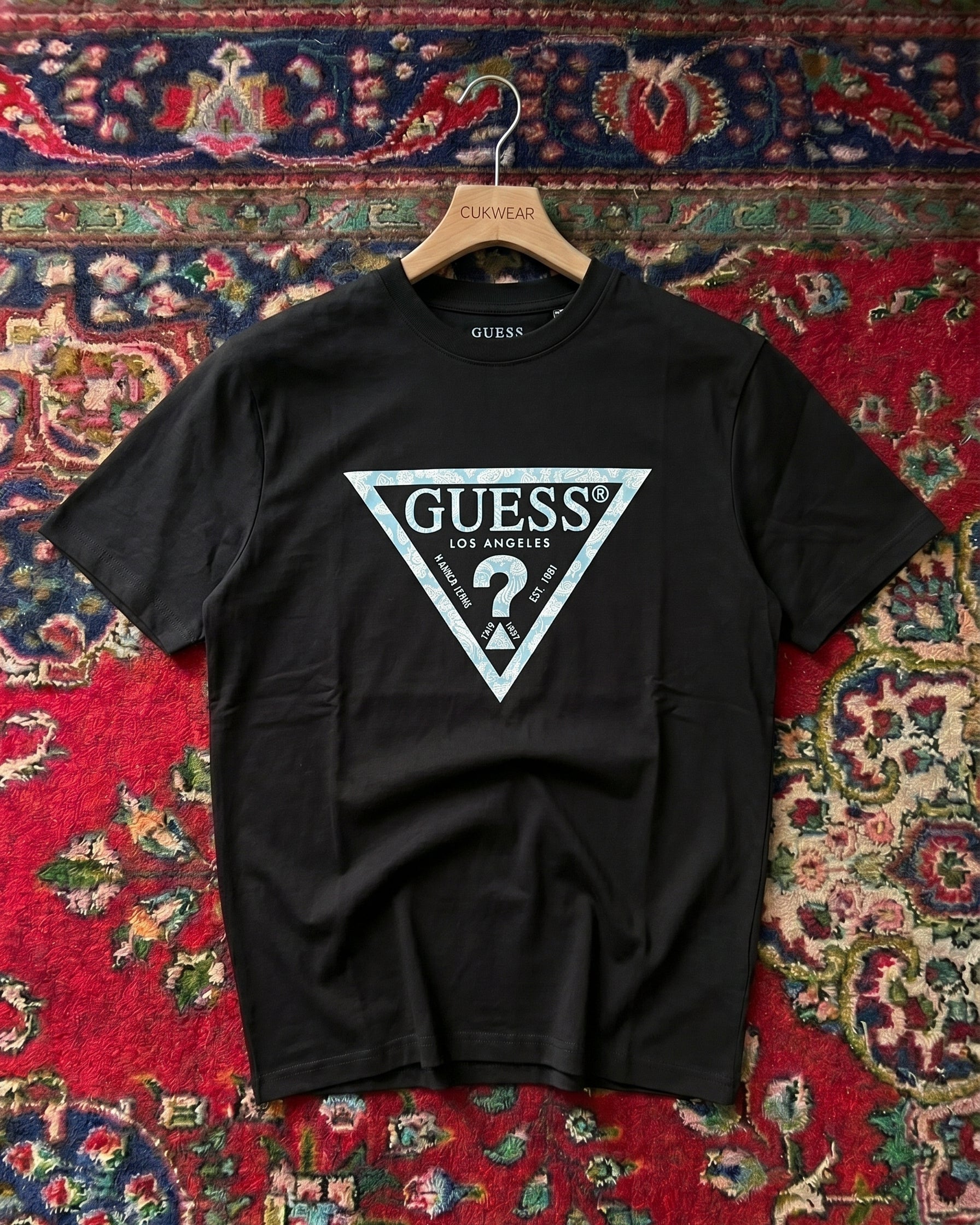 Guess Retro Siyah Penye Tişört
